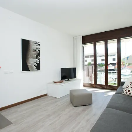 Apartment Isola Terramare *