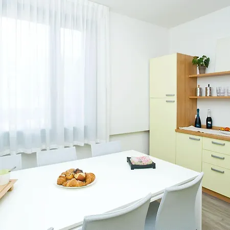 Isola Terramare Apartment *